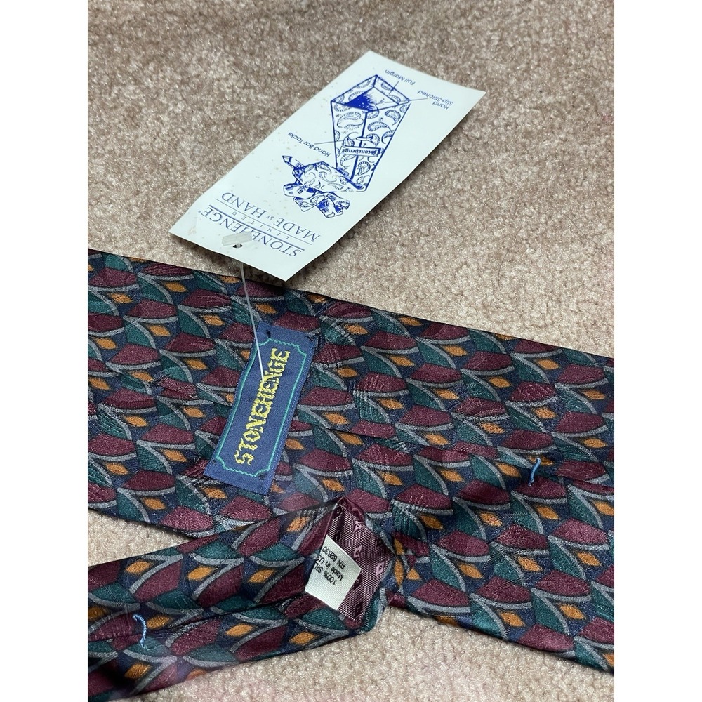 Stonehenge Mens Silk Tie NEW With Tag burgundy‎ Teal Geometric 4" Vtg